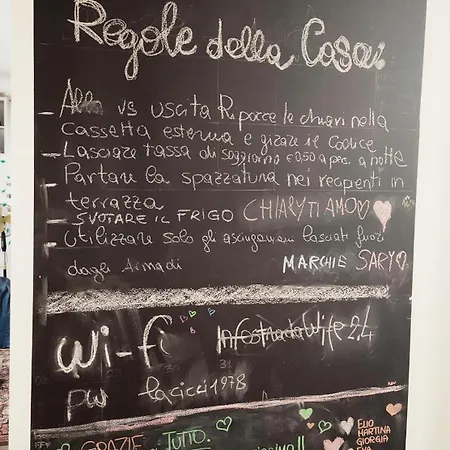 アパート La Casa Di Piera E Gina ペルージャ